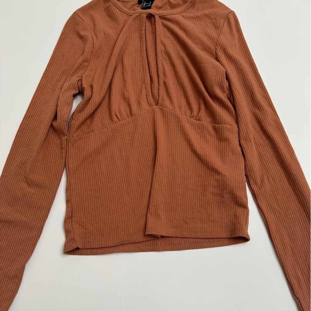 Bundle of 4 tops SZ M - Picture 2 of 3